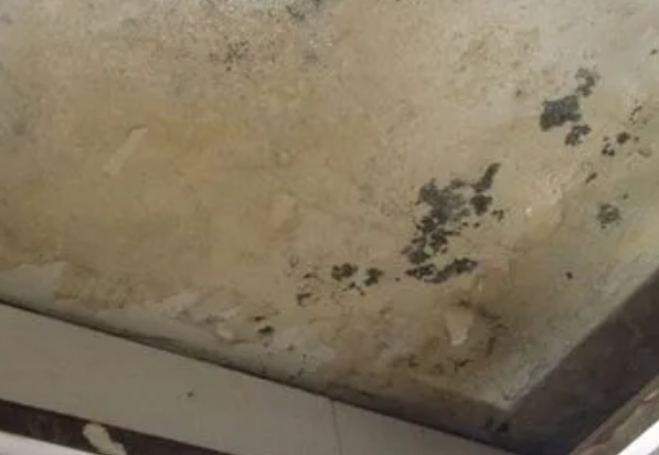 孙吴阳台漏水维修公司分享下孙吴卫生间渗水维修需要注意哪些问题。